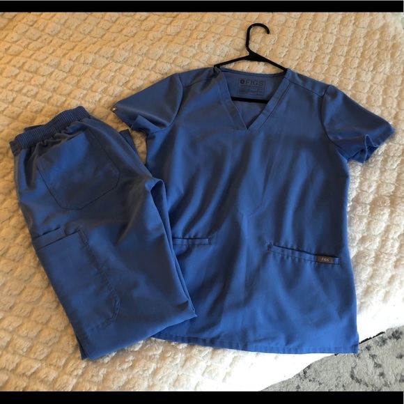 Figs scrubs